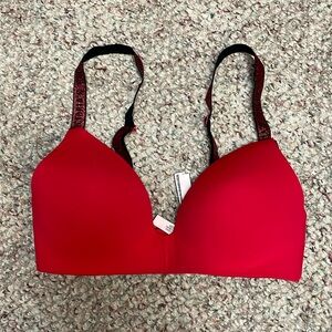 Victoria’s Secret t padded bra